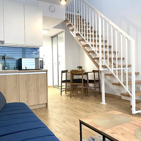 By The River - Center Apartman *