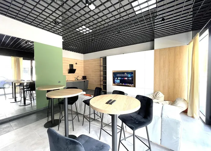 By The River - Center Apartment *