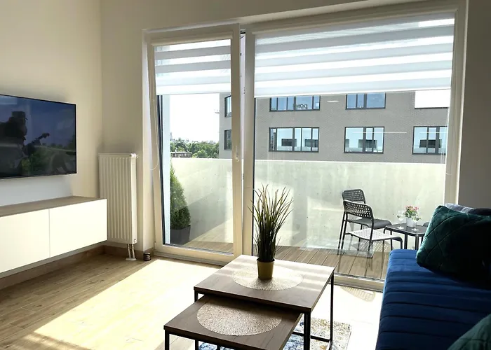 By The River - Center Apartment