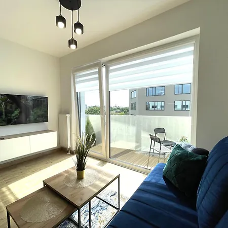 アパート By The River - Center