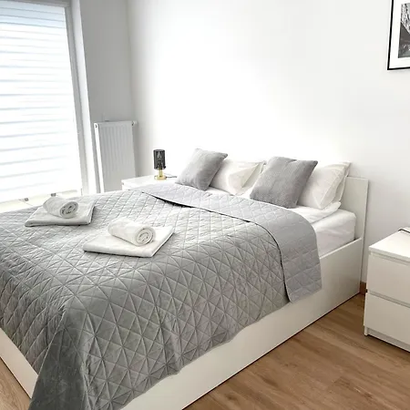 By The River - Center * ヴロツワフ